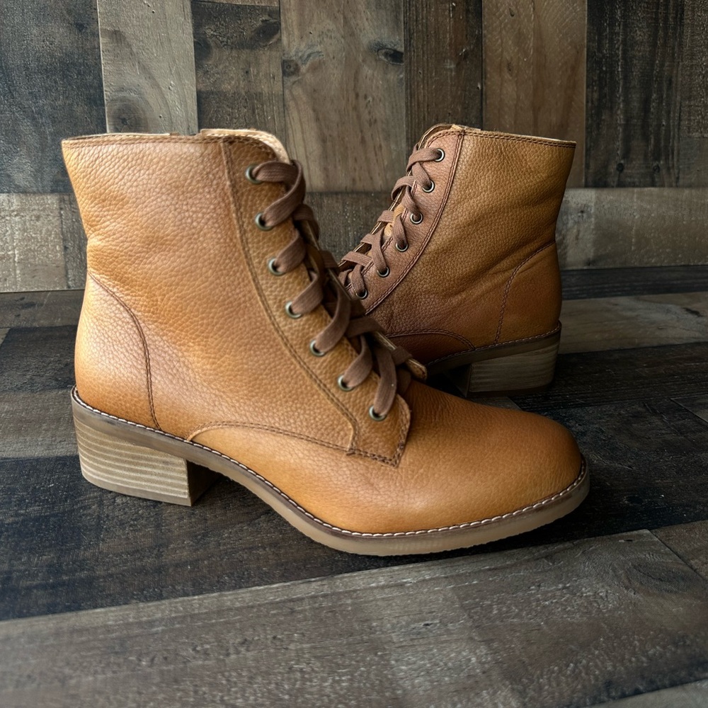 NEW Dingo Tan Brown Lace Up Leather Boots